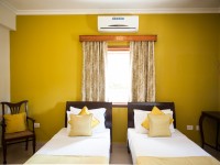 Twin Bedroom